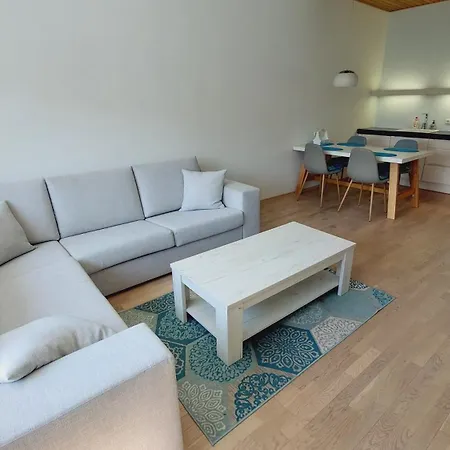 Апартаменти Vallikaeaeru *