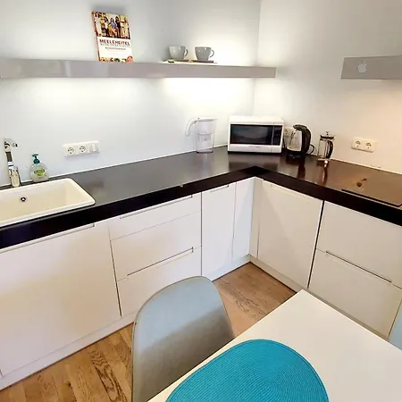 Vallikaeaeru Апартаменти Пярну