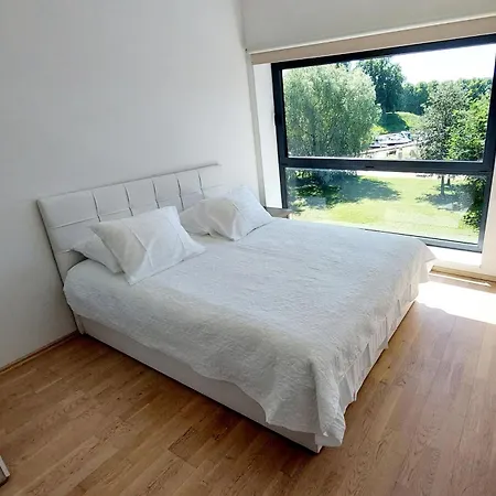 Vallikaeaeru Апартаменти Пярну