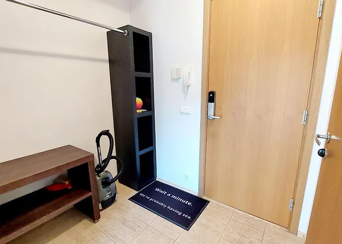 Vallikaeaeru Апартаменти Пярну