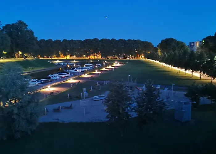 Vallikaeaeru * Пярну